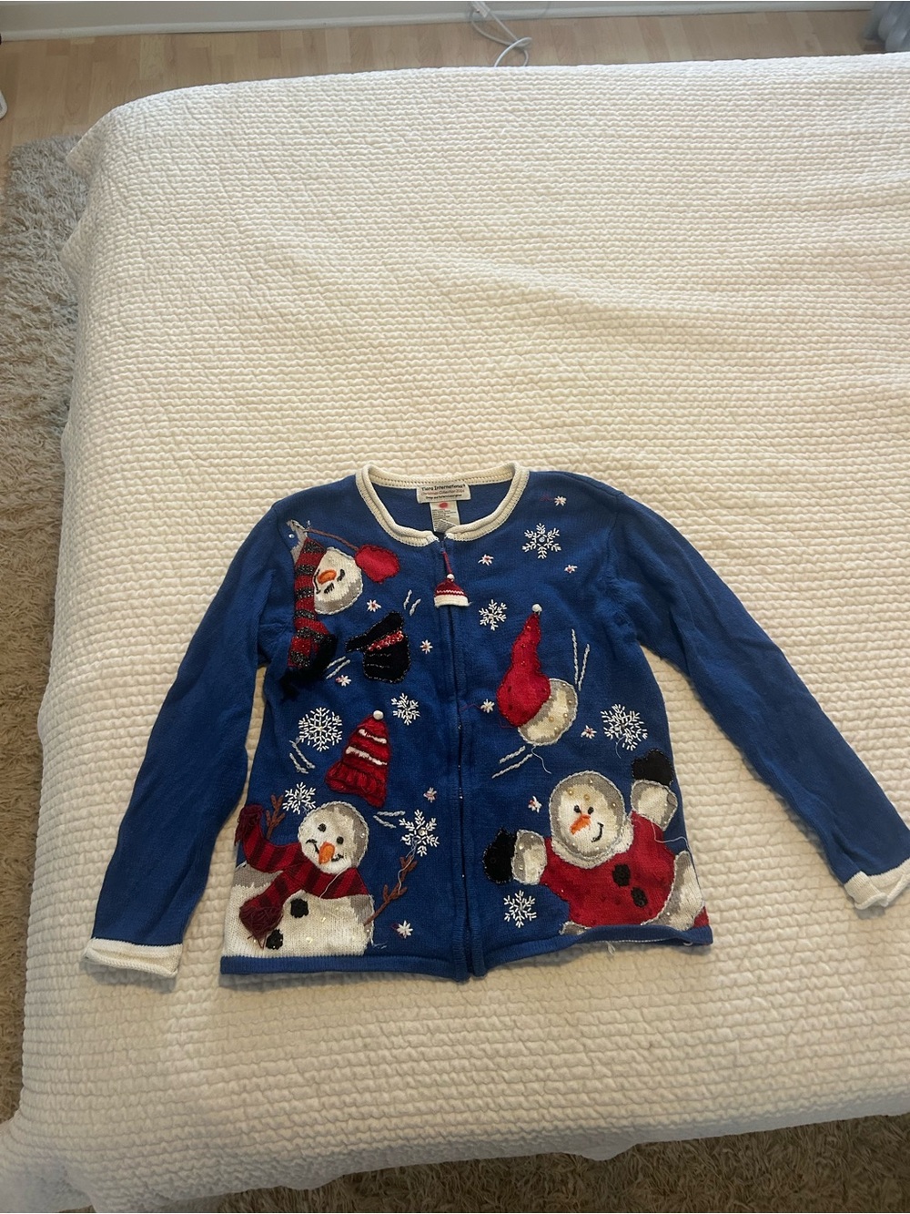 Super cute vintage ugly Christmas holiday sweater beading